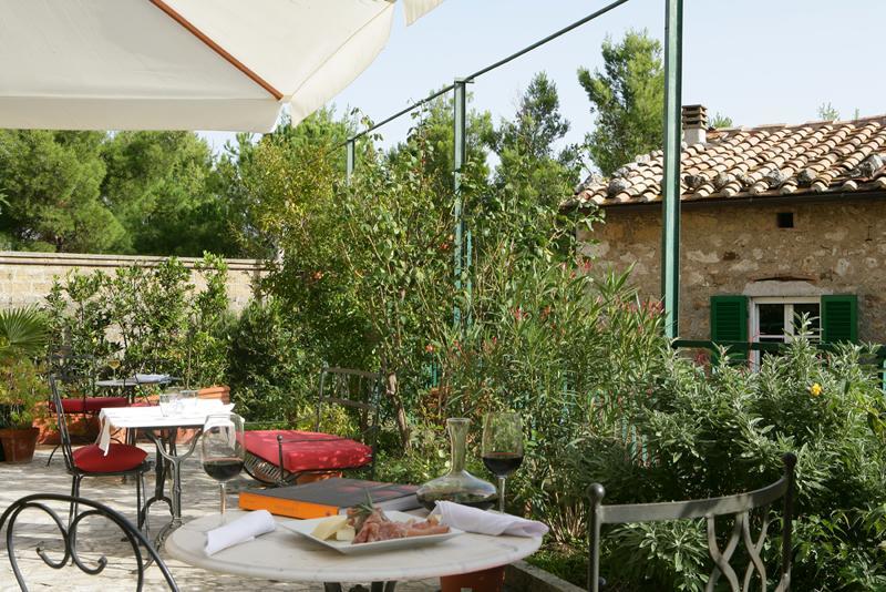 Locanda La Pieve Semproniano Exterior photo