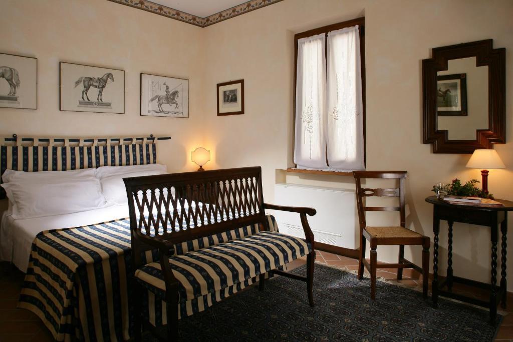 Locanda La Pieve Semproniano Room photo